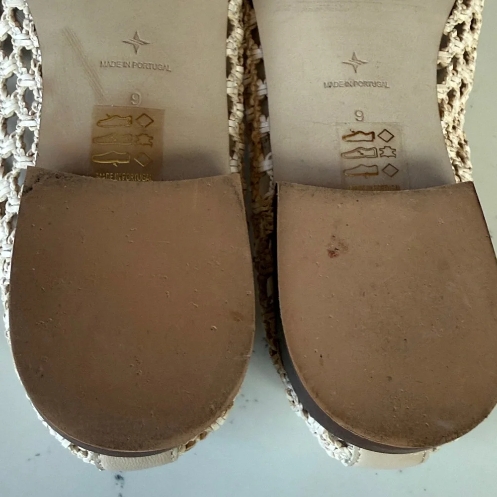 Tuckernuck women woven